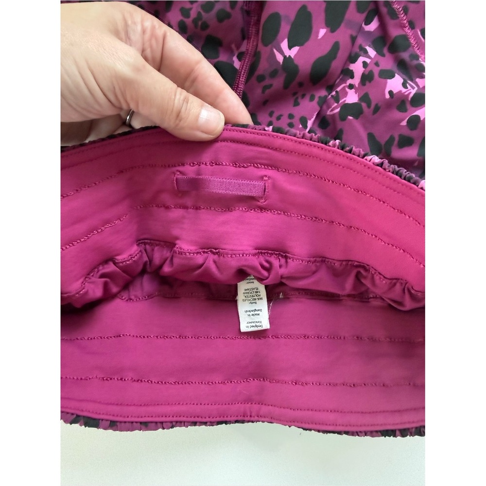 Lululemon Track That MR Running Shorts Size 6 Cheetah Camo Magenta Pink Black - Picture 3 of 7